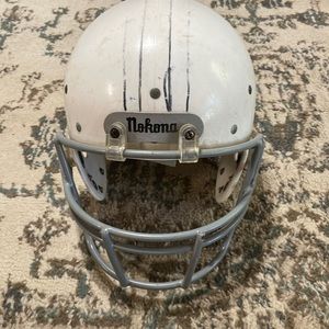 Nokona xl 7 3/8-7 1/2 youth football helmet